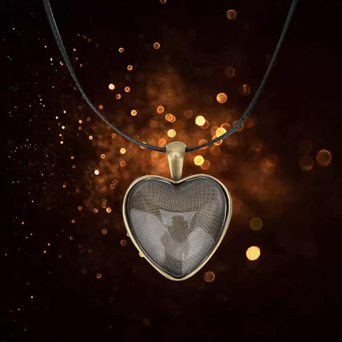Heart-shaped pendant from DIY Necklace Making Kit With Base Tray Pendant Molds And 60pc Metal And Plastic Accessories For Crafting Dope Handmade Necklaces