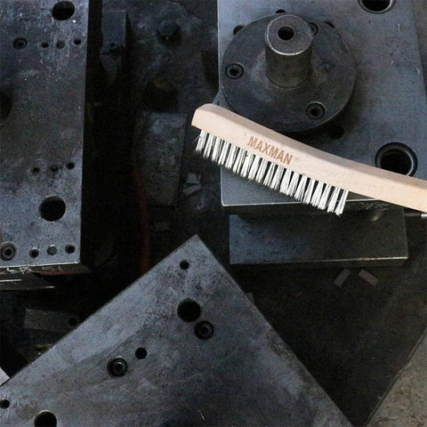 Wire Brush, Heavy Duty Stainless Steel Wire Brushes for Cleaning Rust with 14" Long Beech Handle on metal surface