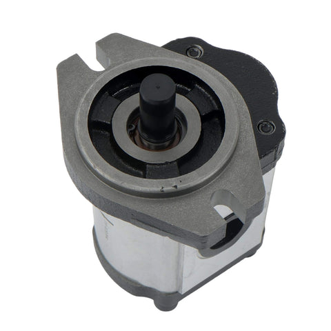 Top view of 4-18GPM Hydraulic Gear Pump SAE A-2 Flange Cast Iron 9-Spline Shaft CW with visible flange and shaft details.