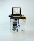 Front view of Automatic Intermittent Gear Pump Lubrication System For Industrial Machinery 1.8L Oil Reservoir 220V AMZ III 285036
