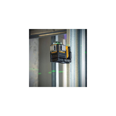 360° self-leveling green laser delivers bright, precise layout across walls, ceilings, and fixtures up to 100 ft with IP65 protection
