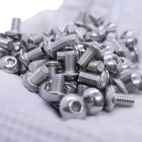 300 Pcs M5 T Nut and Screw Kit for 2020 Aluminum Extrusion Hardware including M5 x 10mm screws in a pile.