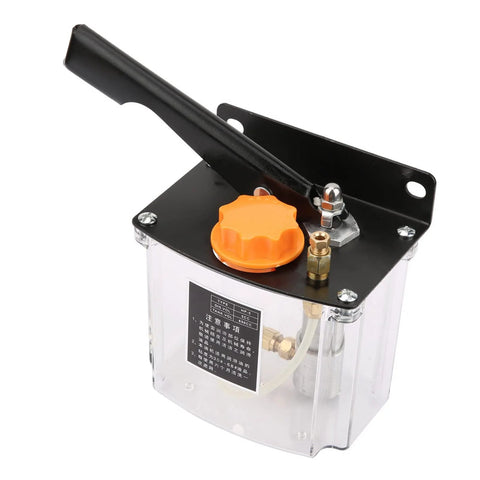 Left Hand Operated 5L Manual Lubricating Pump With 650cc Output for CNC Machine Tool, clear reservoir, and black handle