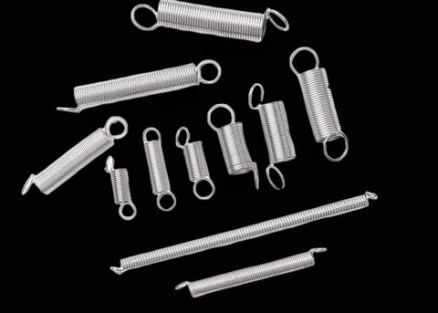 200 Piece Compression and Extension Spring Kit With Plastic Storage Box, 20 Sizes of Small Metal Coil Springs for Auto
