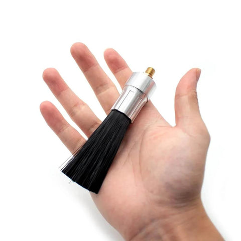 Person holding Lubricating Round Oil Brush For Chains And Guideways, Nylon Oiler Brush Set With M8 And M10 Threads, 10 Pack