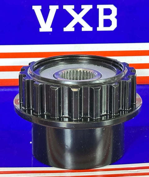 920803 Overrunning Alternator Decoupling Pulley for Land Rover (2008-2010), gear-style, M16 x 1.5 thread, displayed with VXB branding.