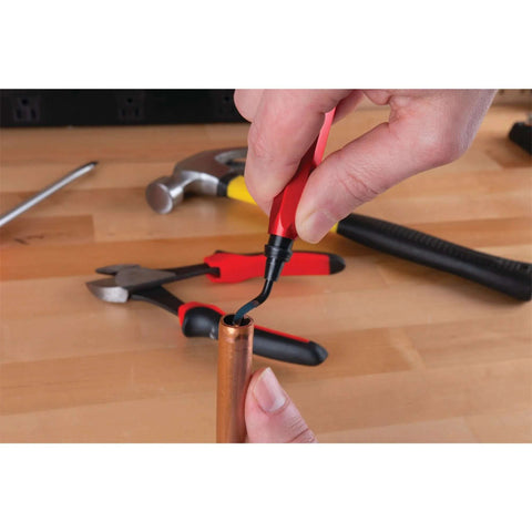 Versatile Pipe Reamer And Deburring Tool For Metal PVC And Conduit With Swivel Head And Quick Release Blade Change For Precise Burr Removal Performance Tool used on copper pipe