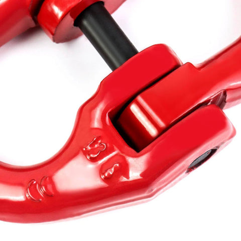 Close-up of G80 Alloy Steel Hammerlock Coupling Link One Half Inch Red Painted, 12,000 Lbs Working Load Limit, anti-drop pin visible