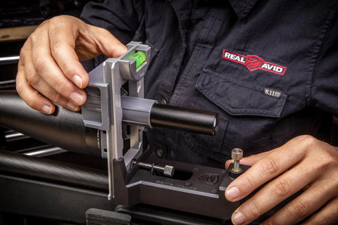 Using precision rifle scope mounting kit for alignment