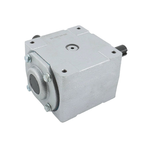 Beefy 40 HP 1800 RPM Right Angle Bevel Gearbox With Keyed Shaft 1 To 1 front view showing housing and output shaft