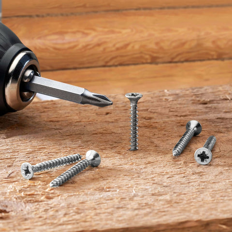 Wood Screws Assortment Kit 152 Pcs Silver Phillips Screws in 6 Sizes Half Inch to Two Inches for Outdoor Projects on wood surface
