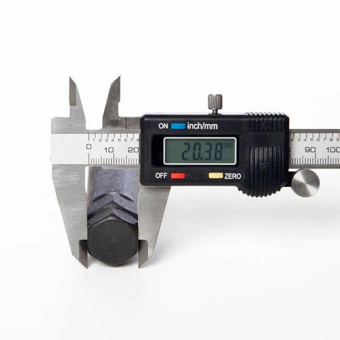 Caliper measuring Large Black Six Point Spline Lug Nut Tool For Trucks And SUVs Replacement Key For Aftermarket Lug Nuts
