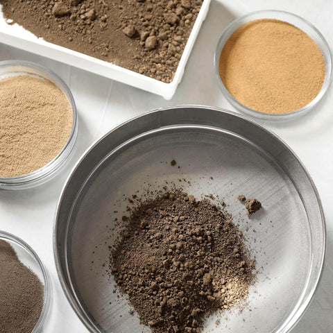 40 Mesh 0.45mm Lab Sieve 11.81 Inch Diameter 304 Stainless Steel Fine Mesh Screen with soil samples in a lab setting