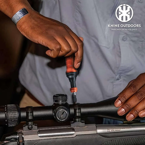 User adjusting scope with Torque Screwdriver Wrench Driver Set 10-80 Inch Pounds lbs, Quick-release Bit Adaptor.