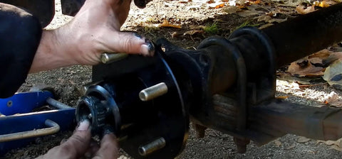 Installation of Pack Of 2 Trailer Axle Bearings Kit L68149 L44649 Fits Common One And Three Eighths To One And Sixteenth Inches