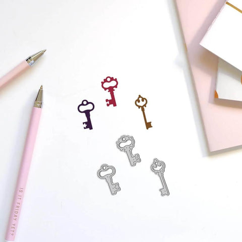 Retro Keys Cutting Dies Set For Scrapbooking And Card Making, Delorigin 16pcs vintage key die cuts on crafting table