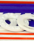 Full Ceramic 51103 ZrO2/ZrO2 Thrust Ball Bearing 17x30x9mm componentes cerámicos sobre un fondo de la marca VXB Bearing.