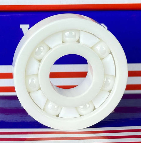 Rolamento de esferas totalmente cerâmico 6304 ZrO2 apresentando seu design exclusivo e gaiola de PTFE.