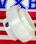 UC206 Rolamento de eixo de ZrO2 totalmente cerâmico de 30mm rolamento montado em inserto, exibindo seu design branco e elegante.